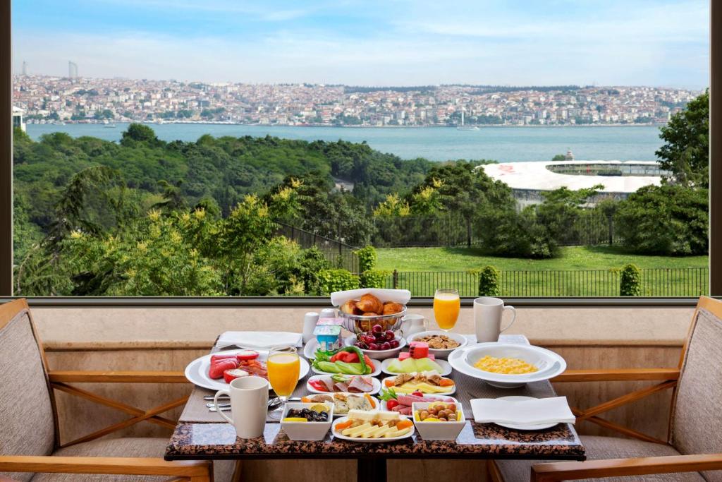 هتل هيلتون استانبول